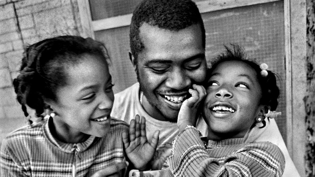 Invisible Men: The Crisis of Fatherhood in Welfare Policies