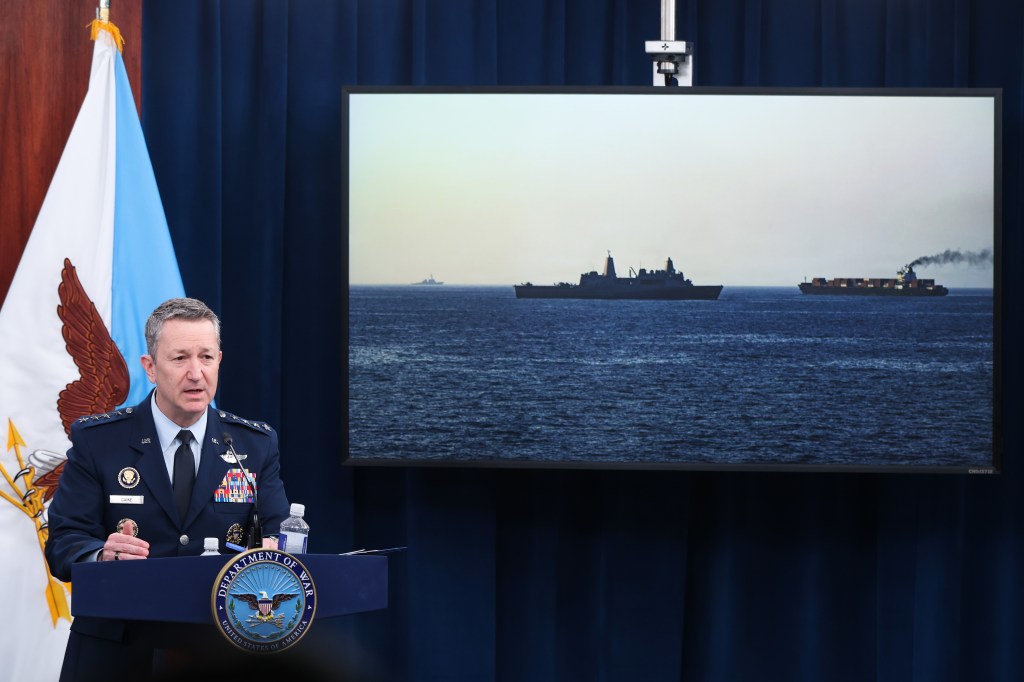 The Perilous Choice: America’s Stance on the Strait of Hormuz